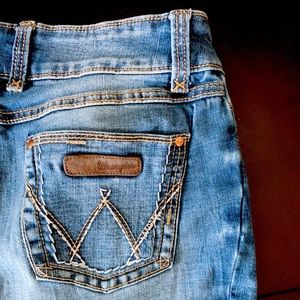 Wrangler Boot Cut Jeans (Size 7x34)